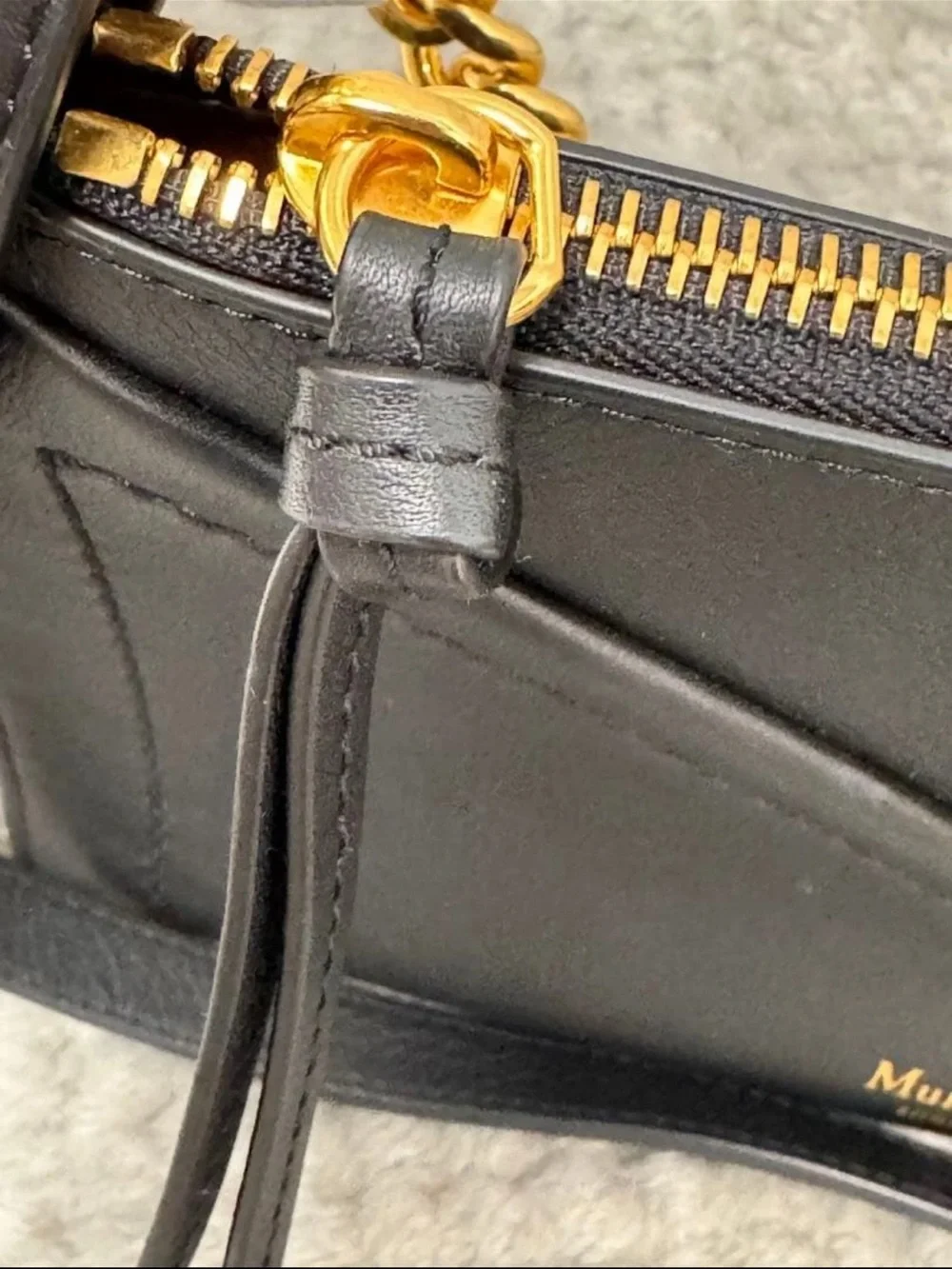 Mulberry Black Leather Shoulder Bag with Gold Chain Accent